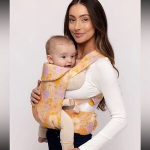 Wildbird Aerial Buckle Carrier Lavella XS-XL NWOT Linen Adjustable Buckle